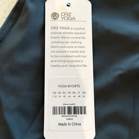 Nakedfeel Shorts 6" - Picture 4 of 5